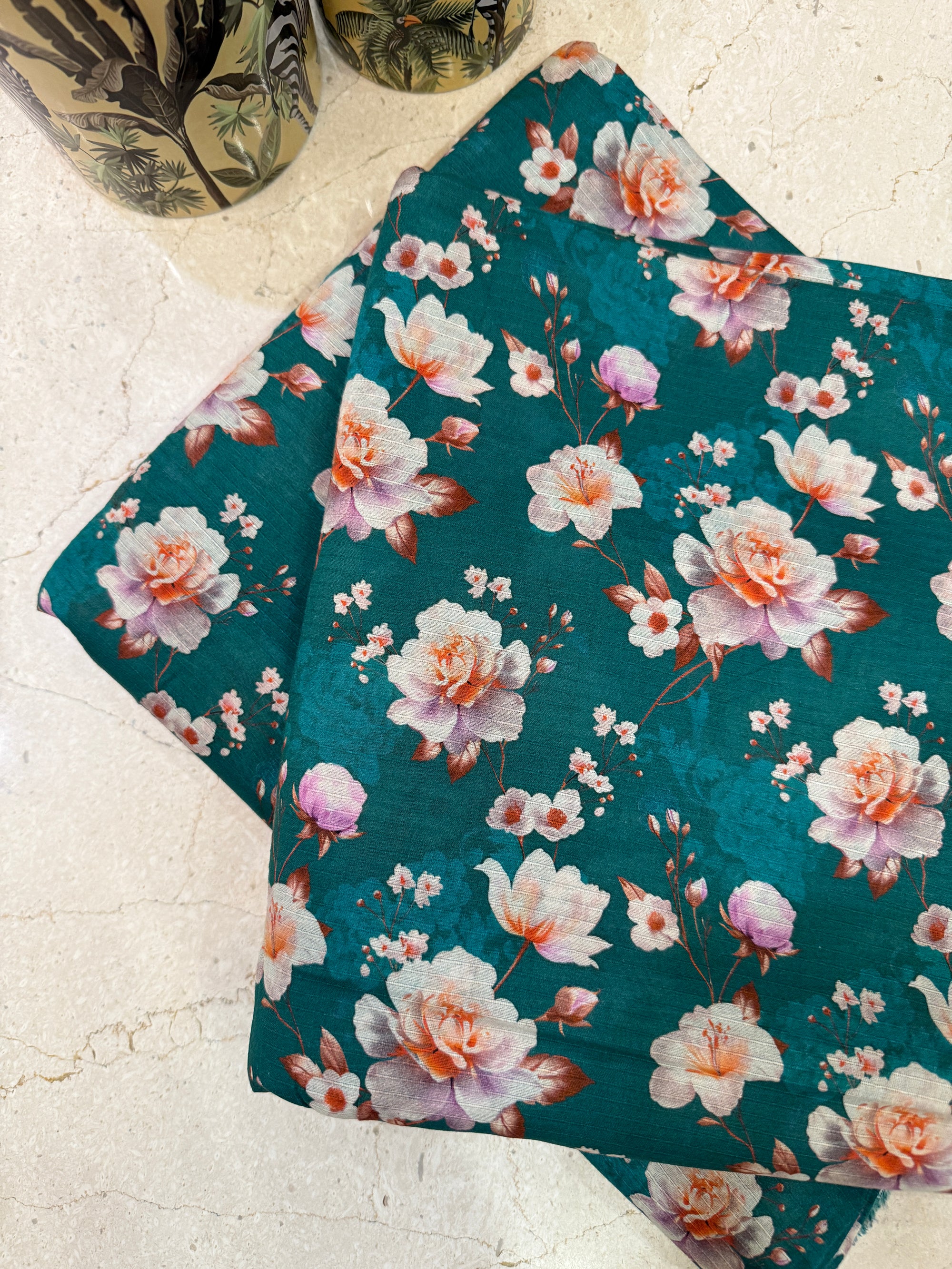 Aqua Bloom 2 pcs Bana dora Lawn
